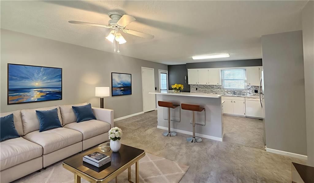 322 S Willow Street — photo 4
