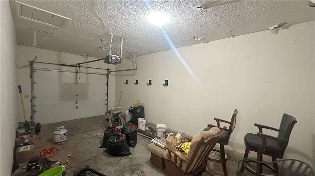 322 S Willow Street — photo 37