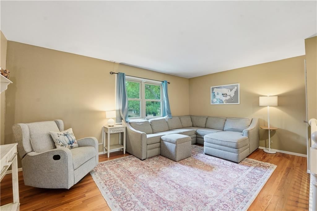 5673 N Tullis Avenue — photo 11