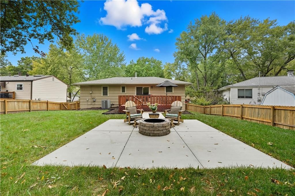 5673 N Tullis Avenue — photo 29