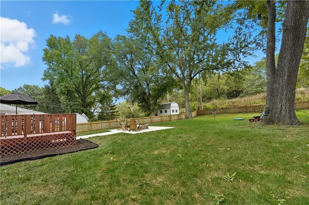 5673 N Tullis Avenue — photo 31