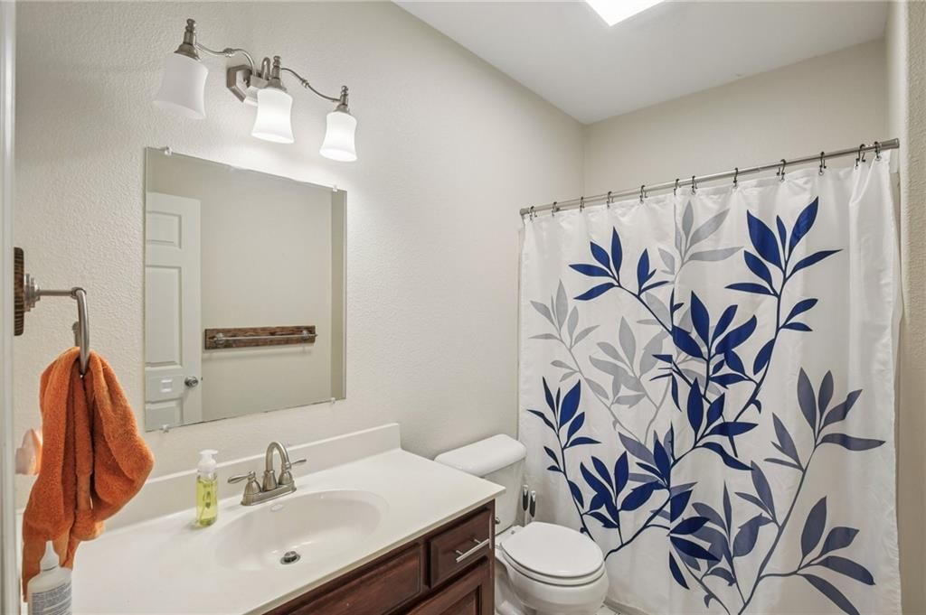 1253 Vivian Drive — photo 13