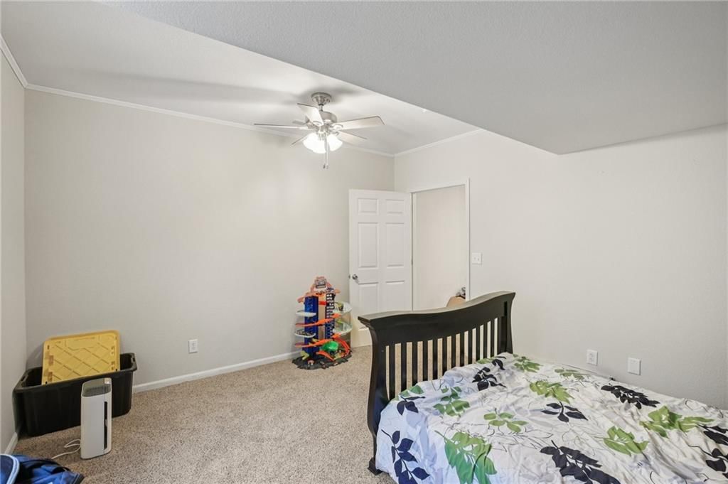 1253 Vivian Drive — photo 15