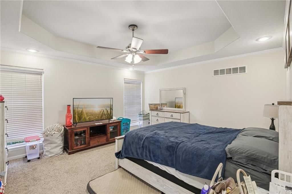 1253 Vivian Drive — photo 23