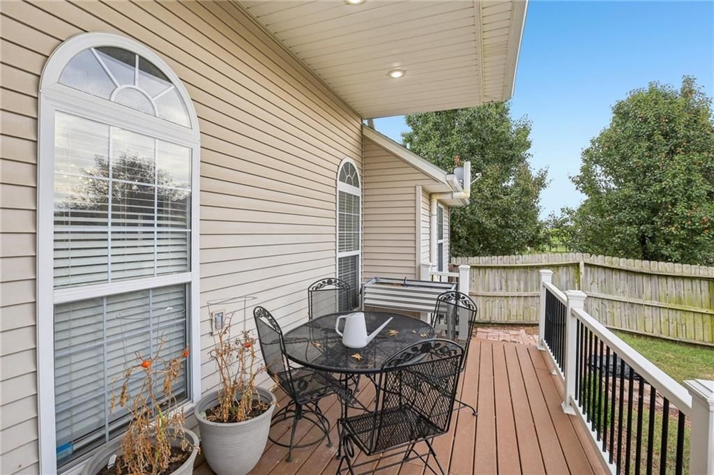 1253 Vivian Drive — photo 33