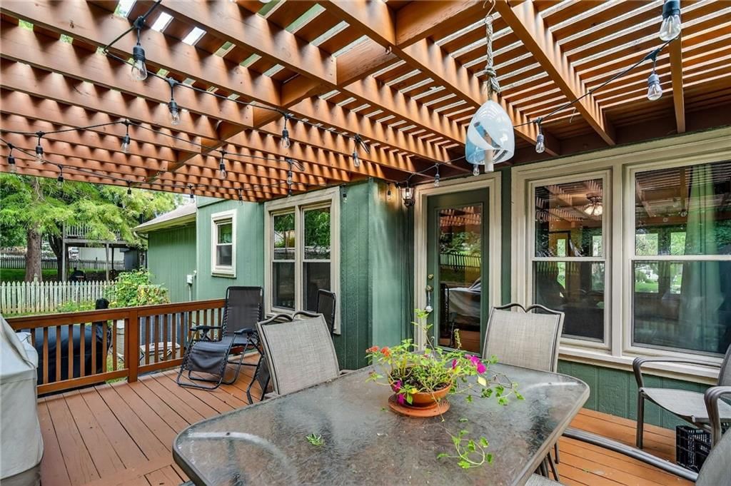 716 White Oak Lane — photo 38