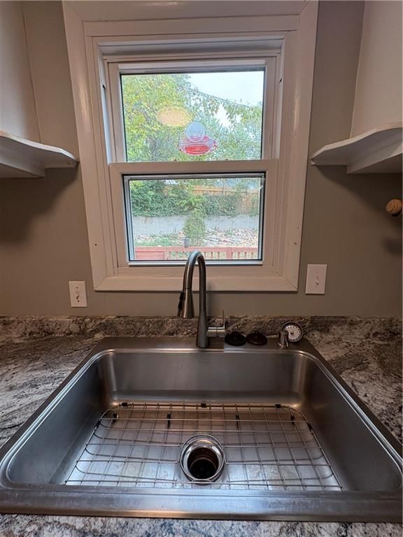 1004 NE 43rd Street — photo 15