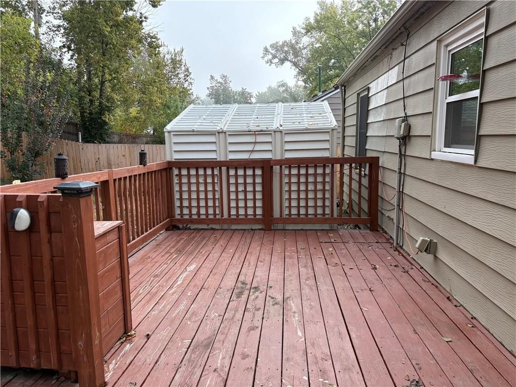 1004 NE 43rd Street — photo 45