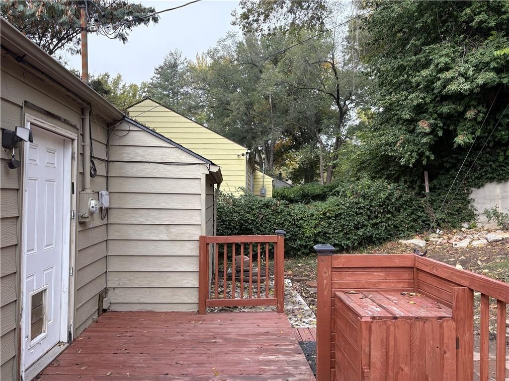 1004 NE 43rd Street — photo 46