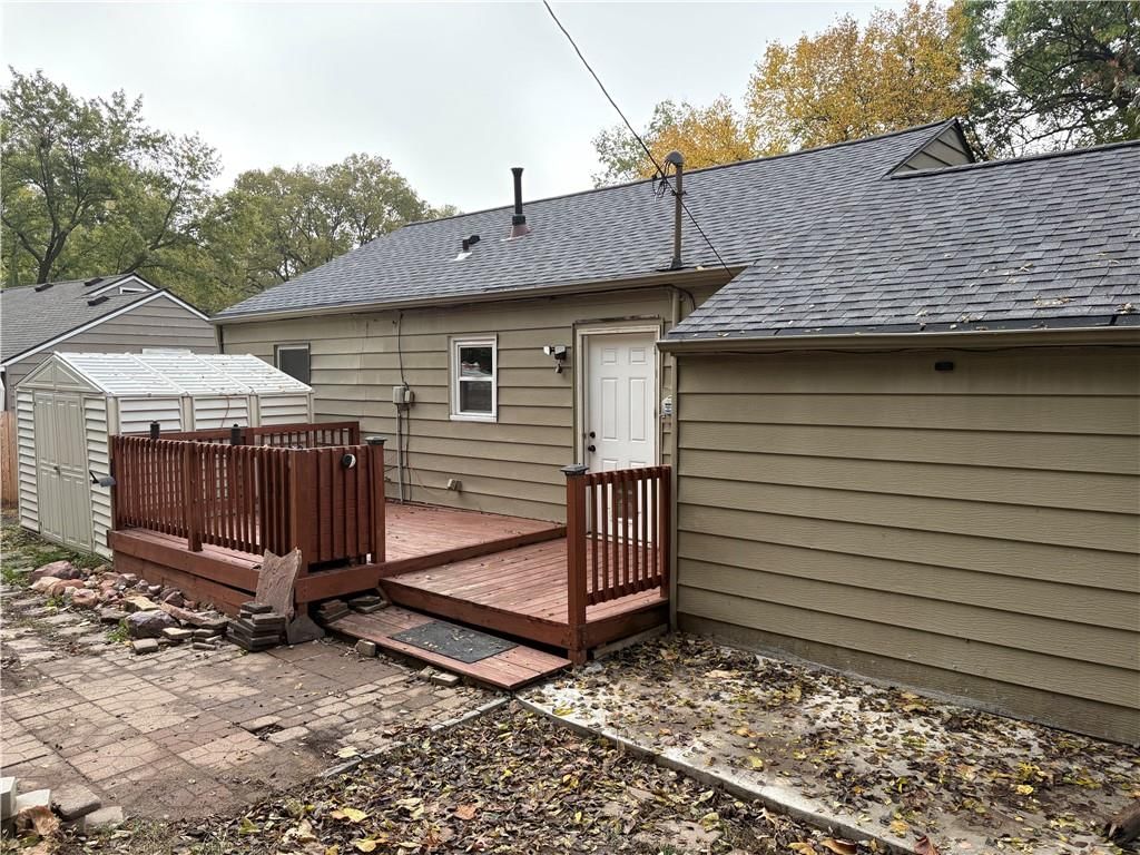 1004 NE 43rd Street — photo 49
