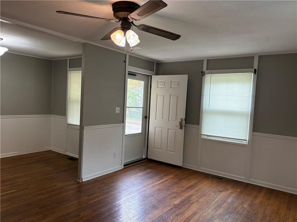1004 NE 43rd Street — photo 7