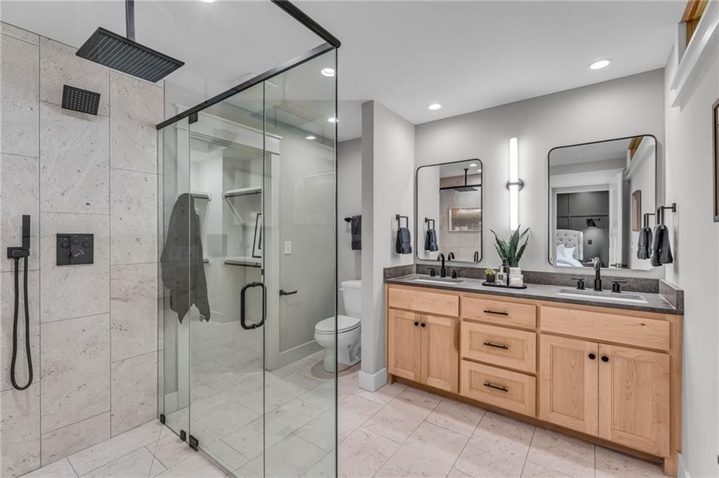 2305 Vermont Street — photo 15