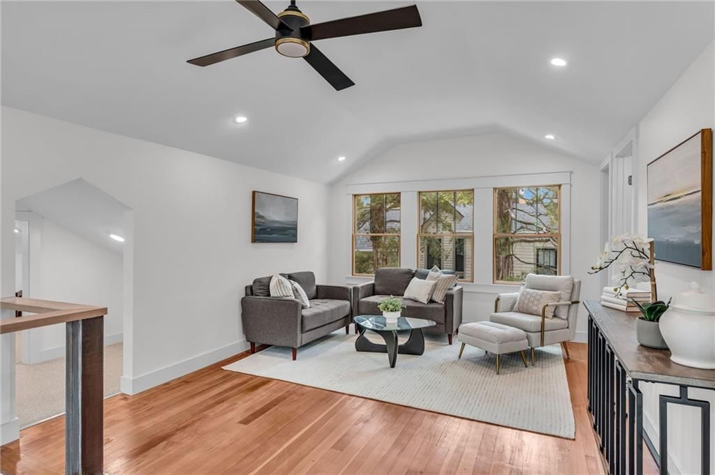 2305 Vermont Street — photo 21