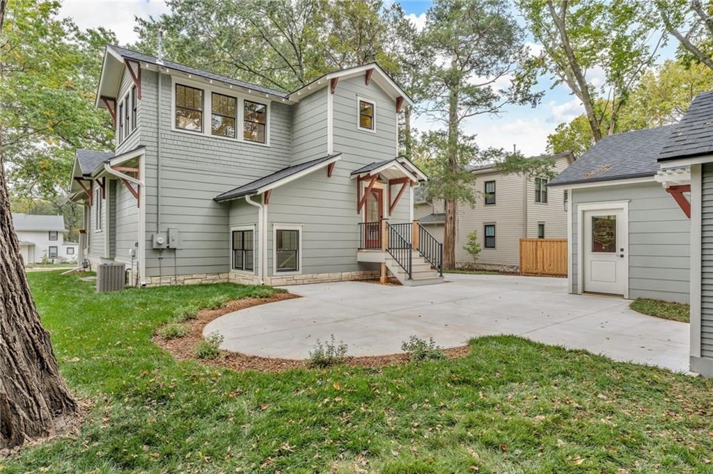 2305 Vermont Street — photo 34