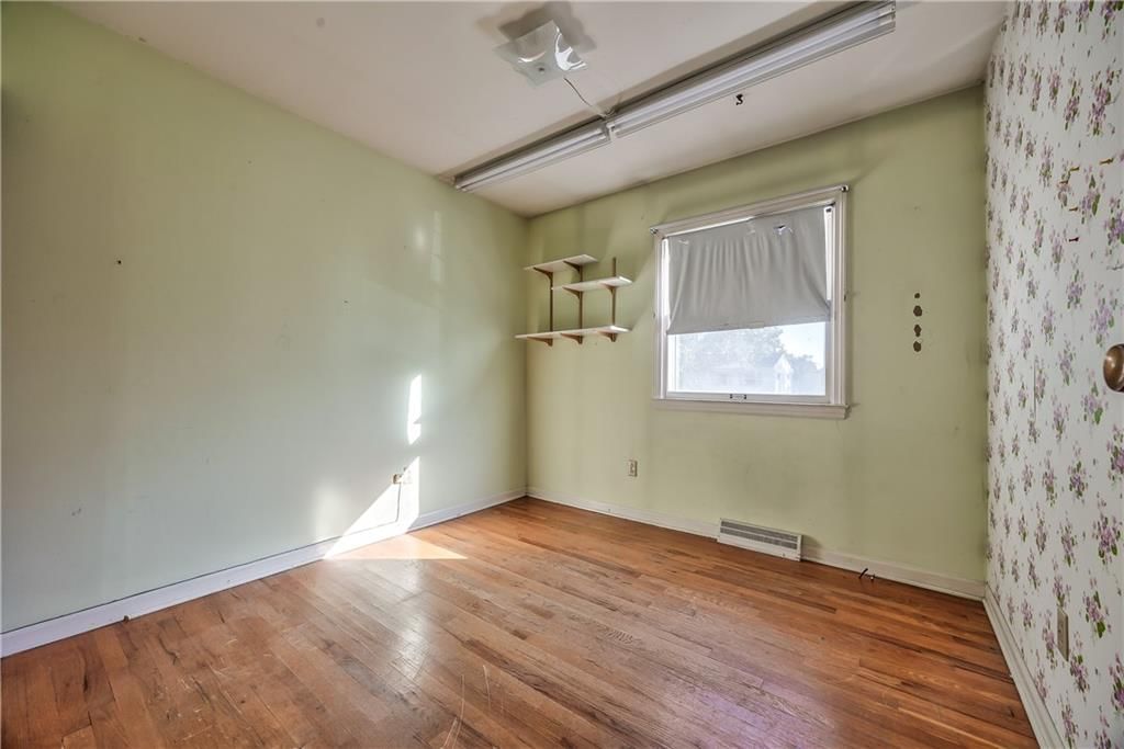 9222 W 101st Street — photo 16