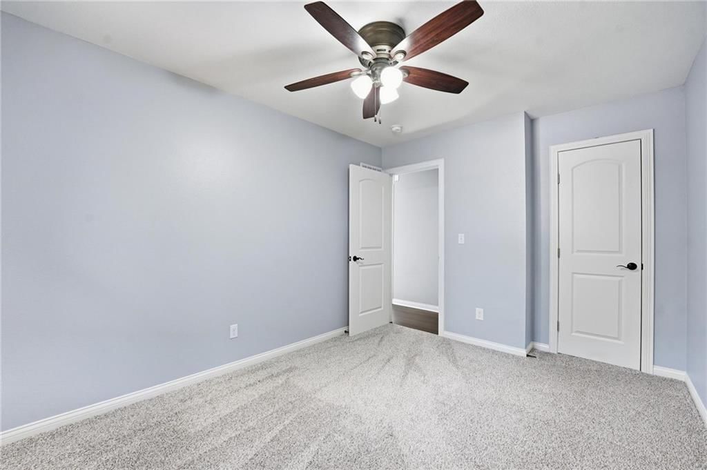 332 SE Jackson Court — photo 17