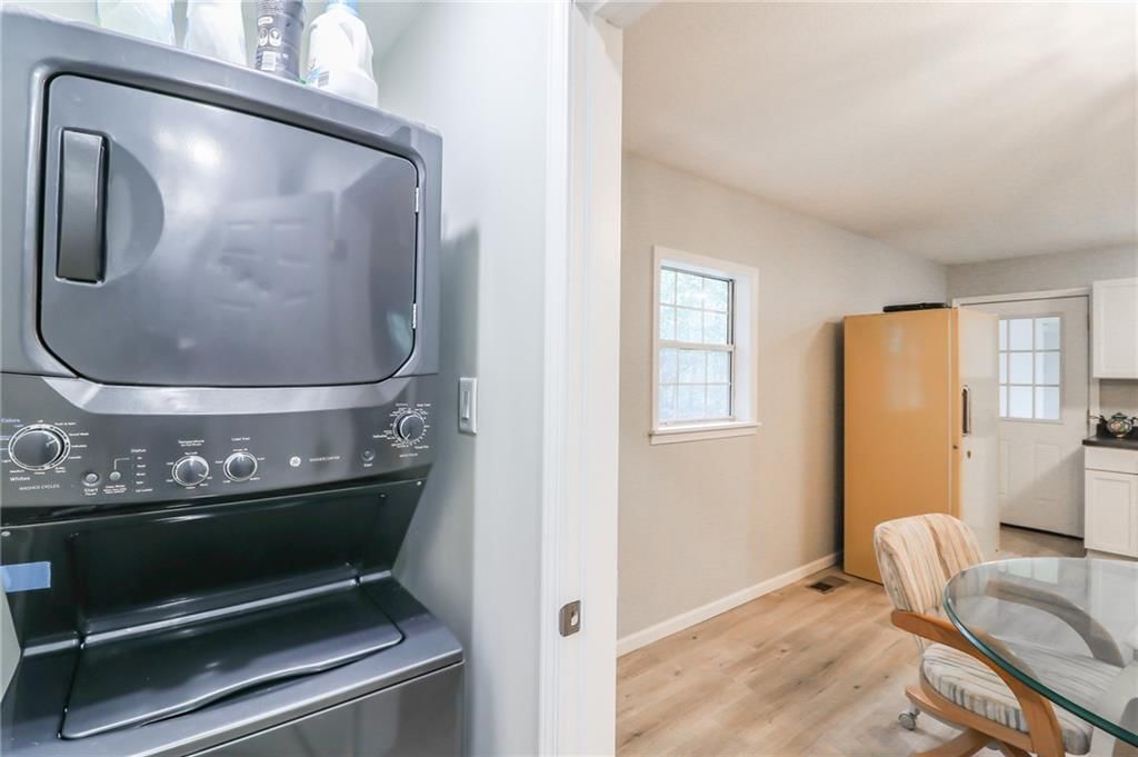 217 S Wall Street — photo 9