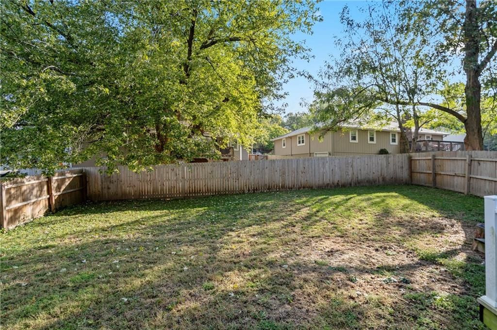 1505 Hale Avenue — photo 32