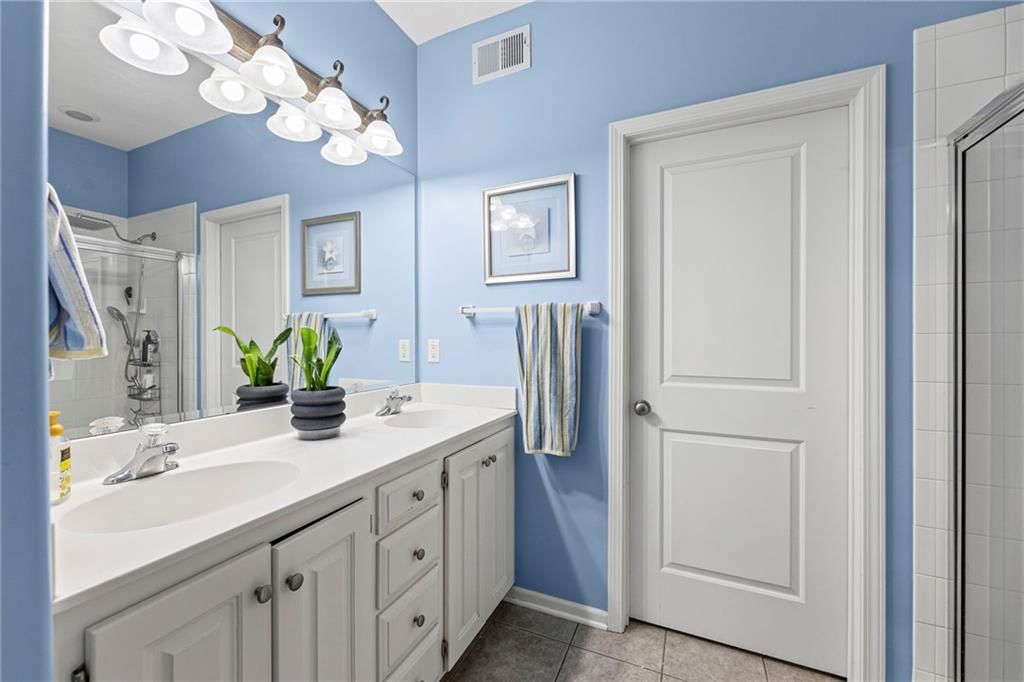 551 S Juniper Street — photo 18