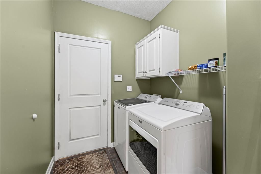 551 S Juniper Street — photo 20