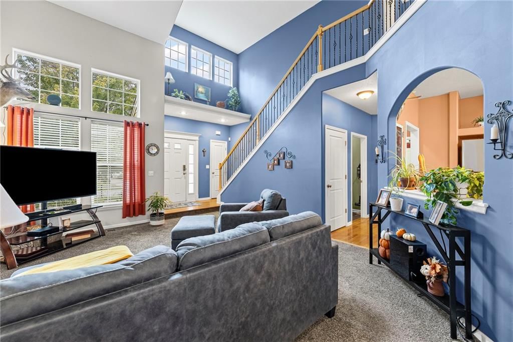 551 S Juniper Street — photo 3