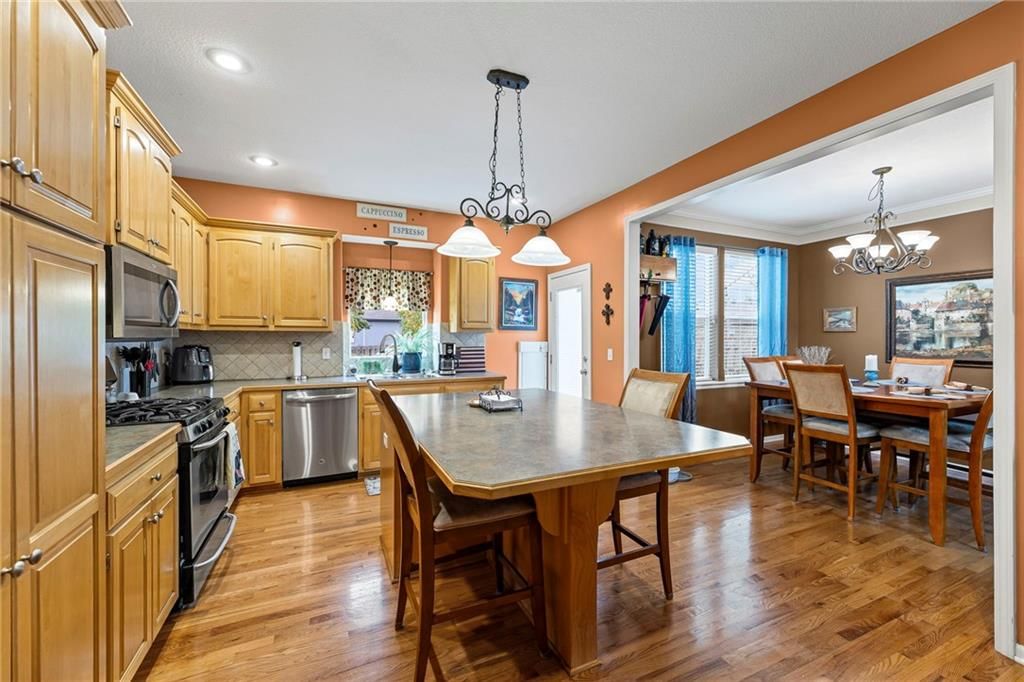 551 S Juniper Street — photo 10