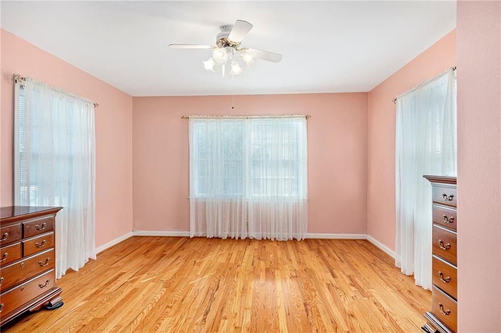 2211 Lovers Lane — photo 21