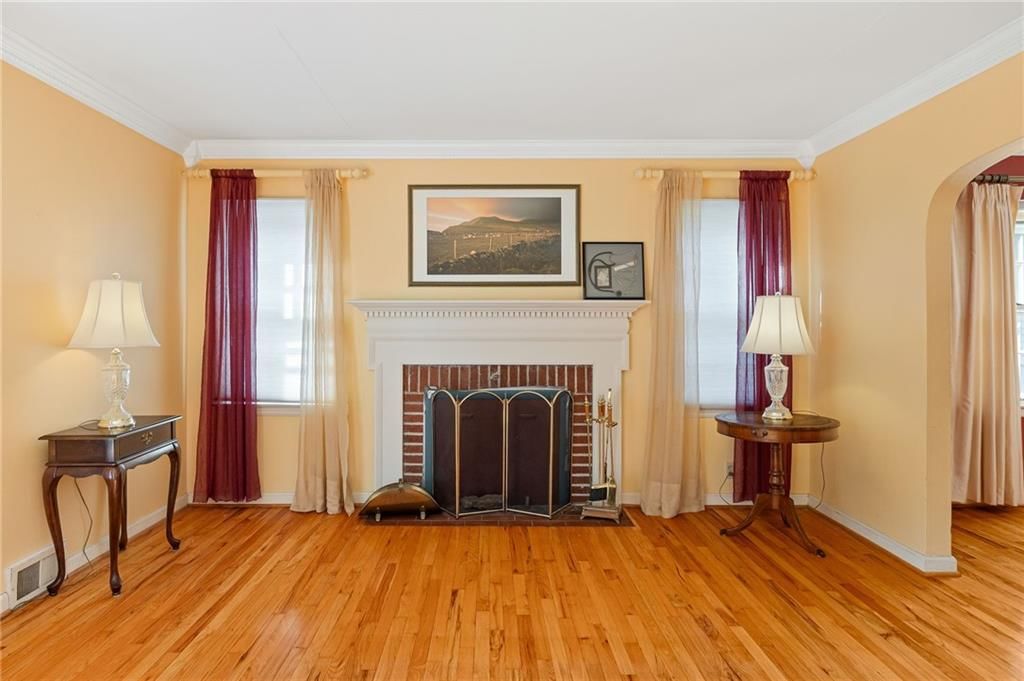 2211 Lovers Lane — photo 10