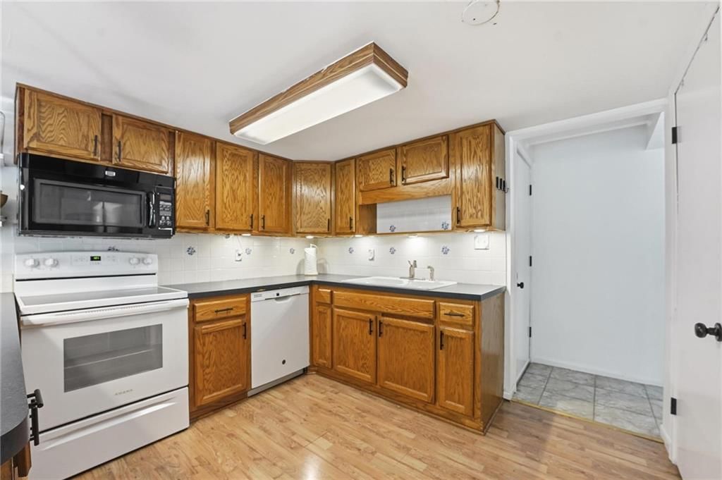6514 W 51st Street — photo 6