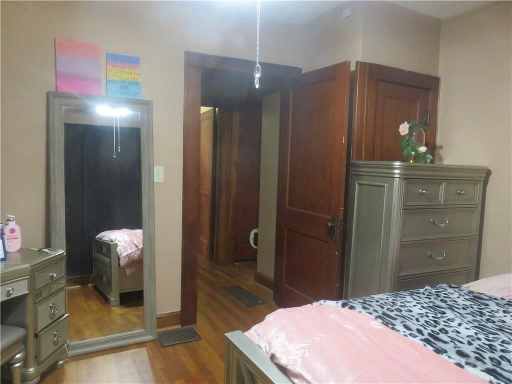 5410 Clark Street — photo 13