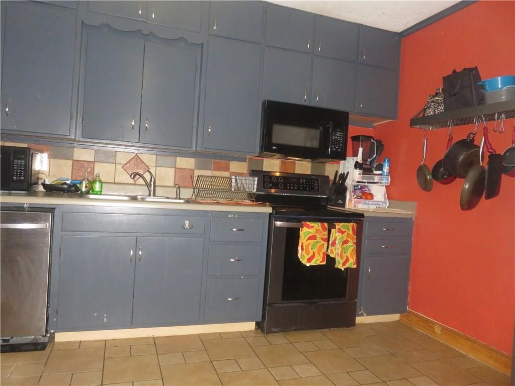 5410 Clark Street — photo 24