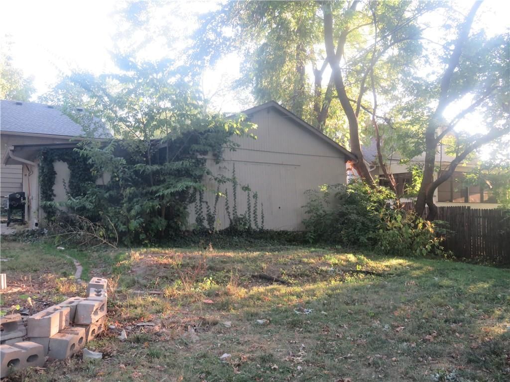 5410 Clark Street — photo 29