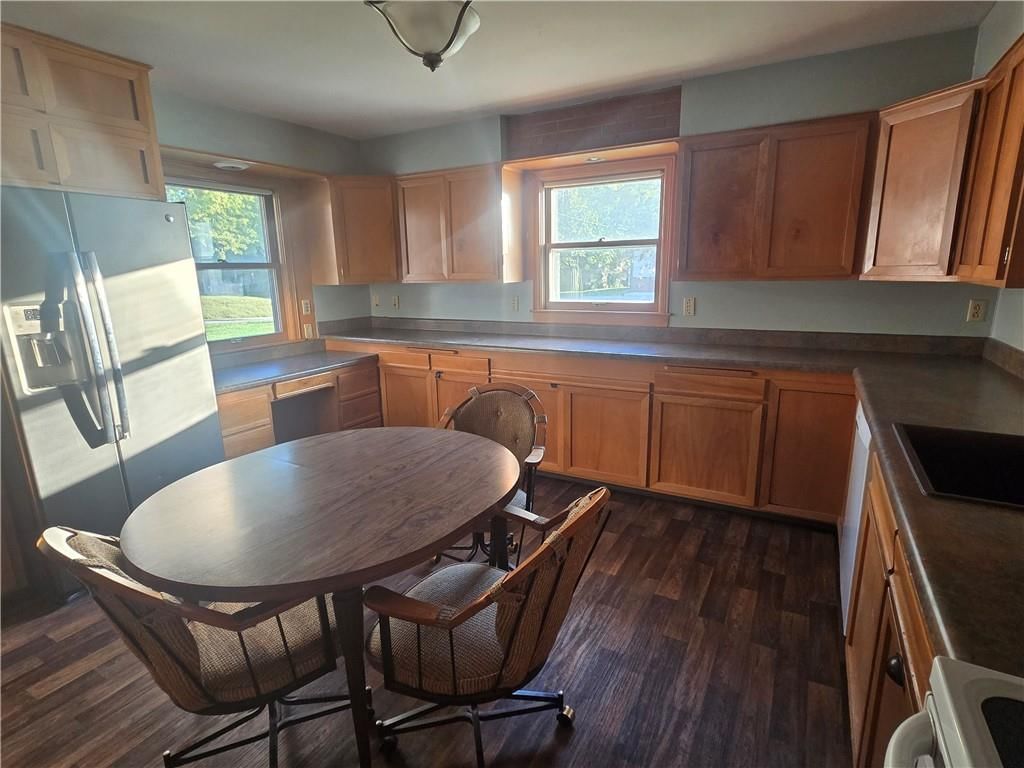 402 Jefferson Street — photo 11