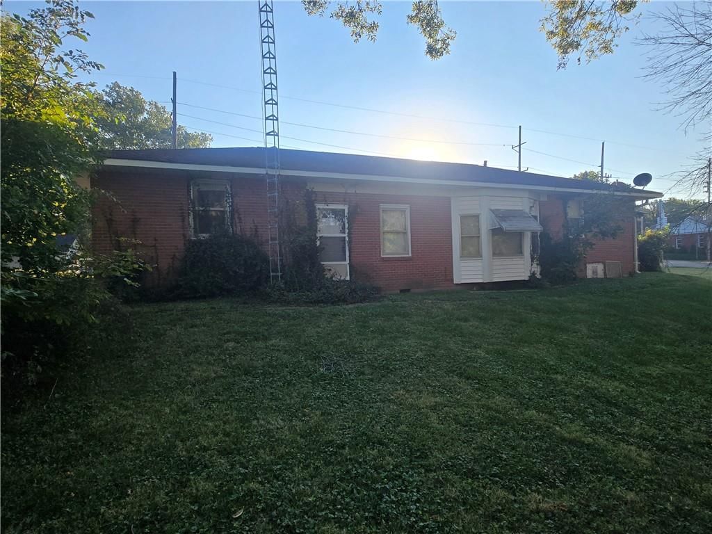 402 Jefferson Street — photo 34