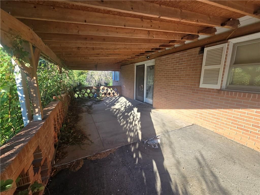402 Jefferson Street — photo 36