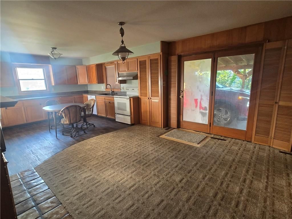 402 Jefferson Street — photo 6