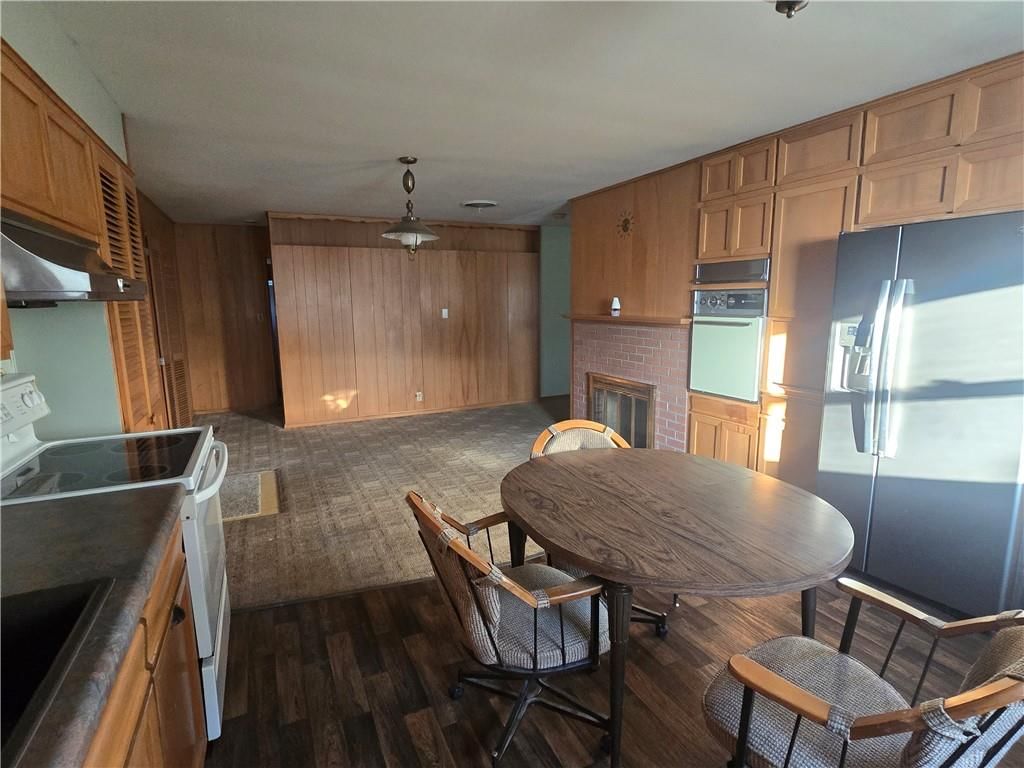 402 Jefferson Street — photo 9