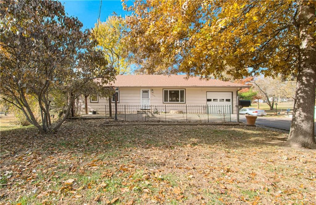 13808 Norby Road, Grandview, MO