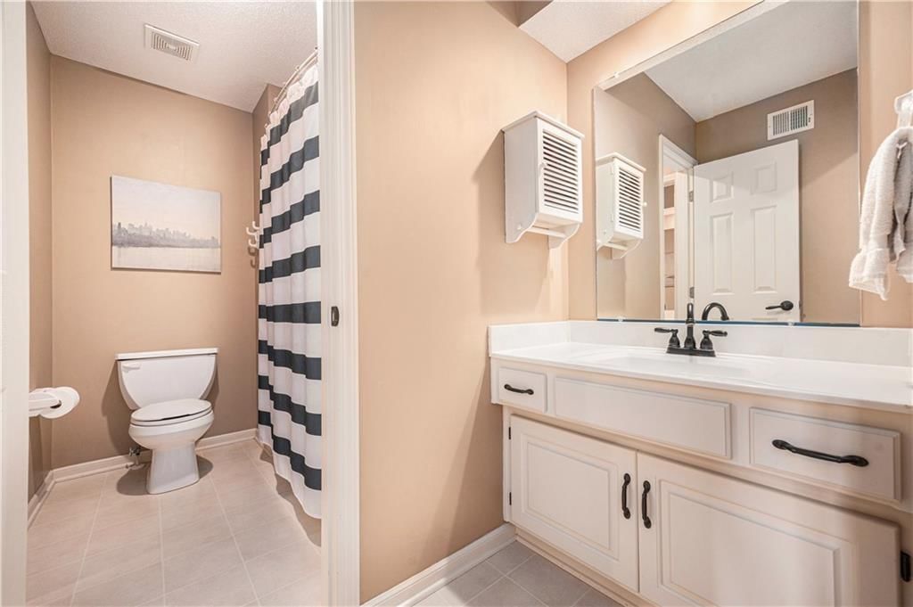 14124 Flint Street — photo 34