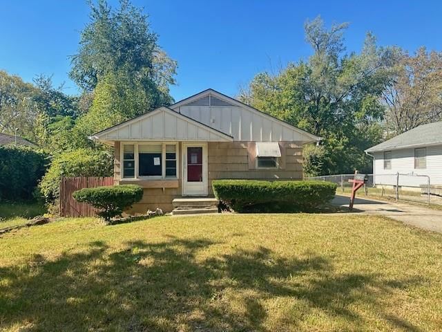8236 Flora Avenue, Kansas City, MO