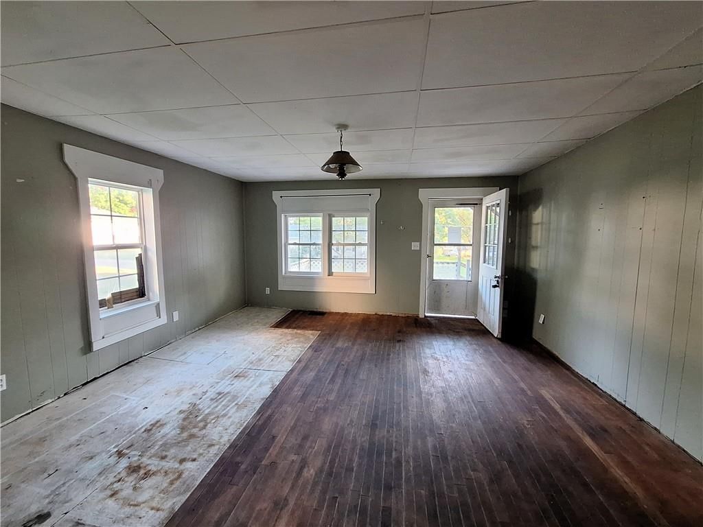 612 W 5th Street — photo 3