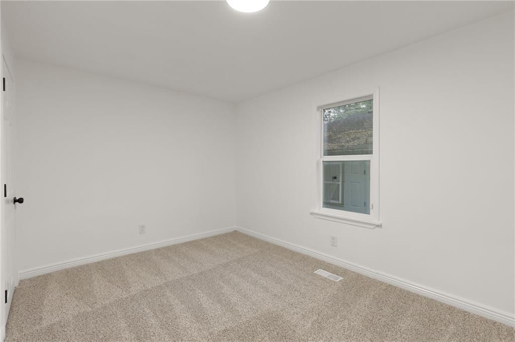 506 E Lexington Avenue — photo 22