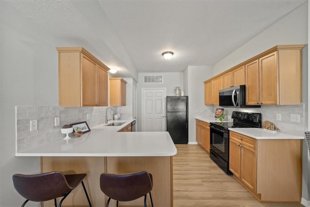 11701 S Roundtree St., #101 Street — photo 10