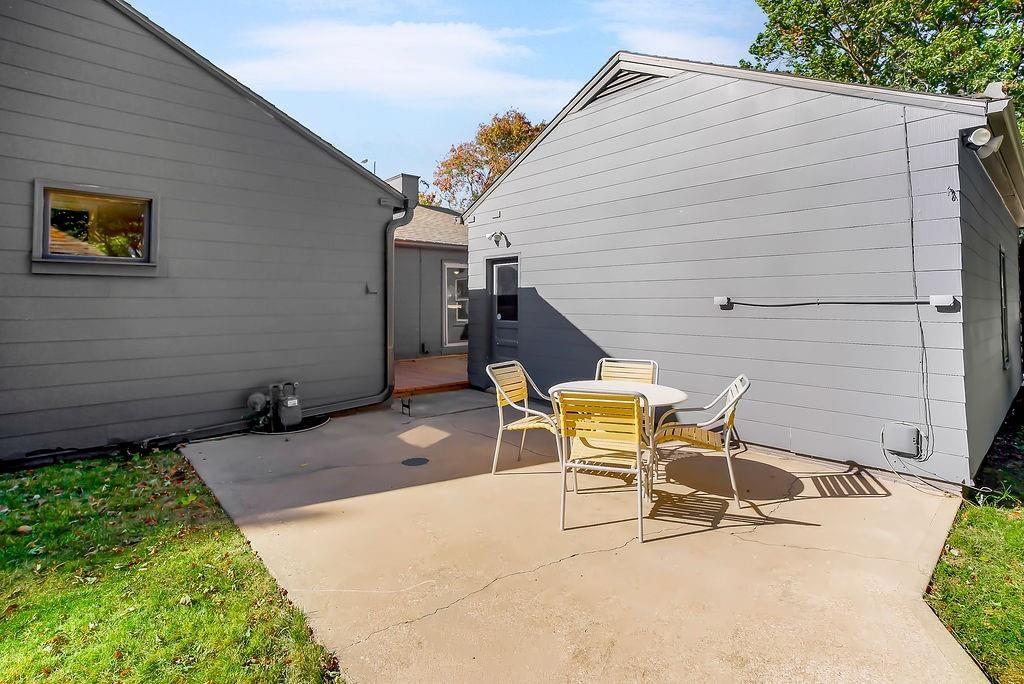 8201 Antioch Road — photo 33