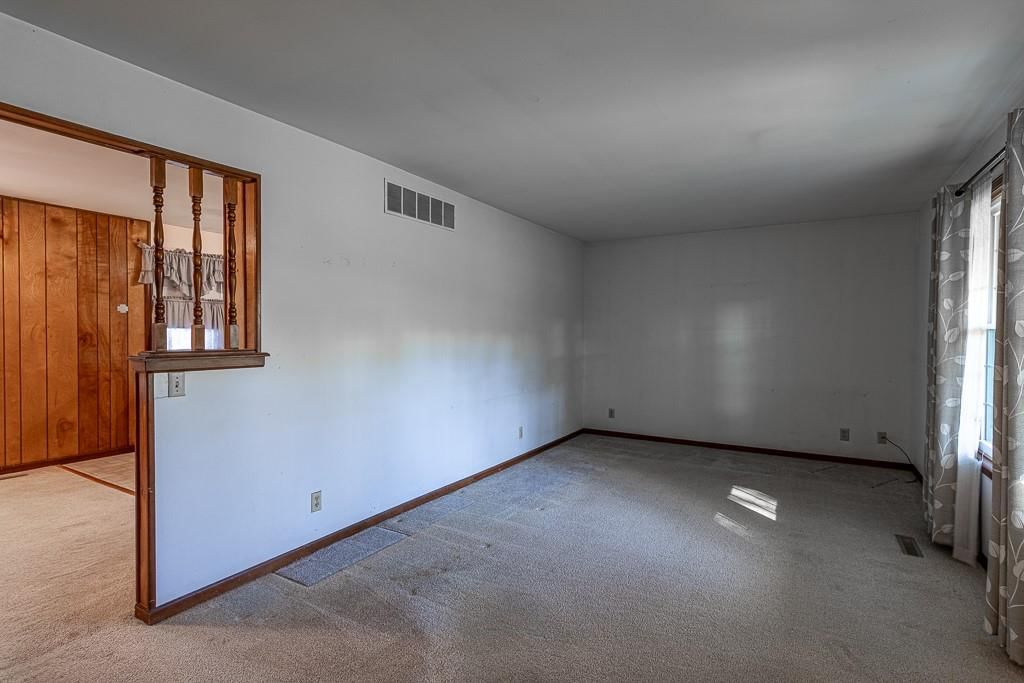 9020 SE 40th Road — photo 8