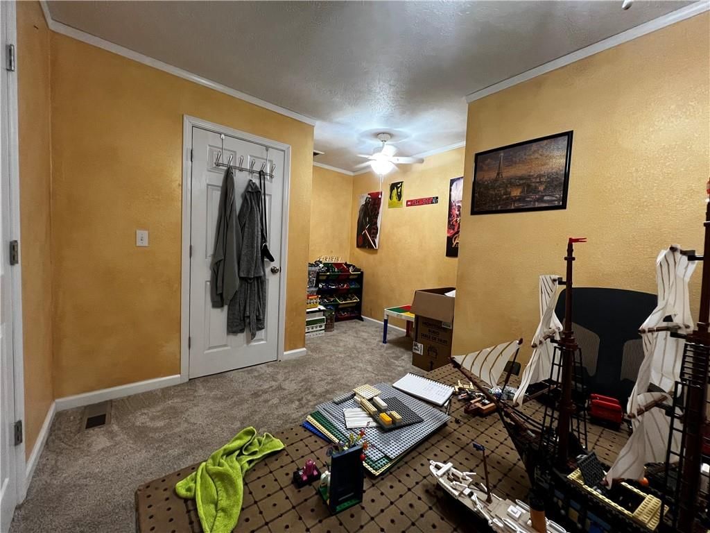 1715 Kent Drive — photo 17