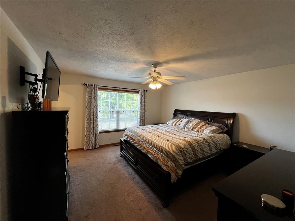 1715 Kent Drive — photo 9