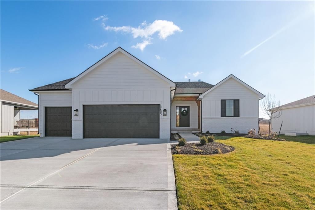 17421 W 169th Place, Olathe