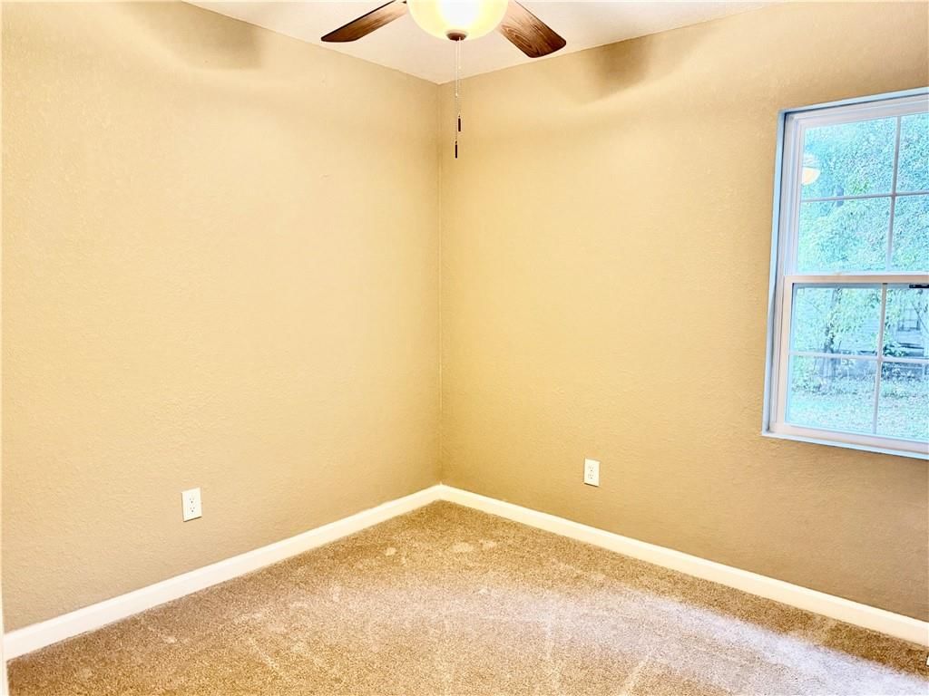 909 W Lexington Street — photo 16