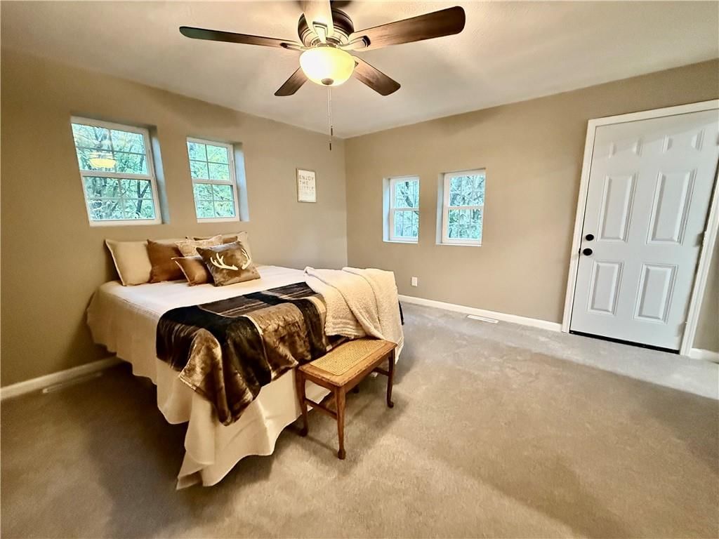 909 W Lexington Street — photo 19